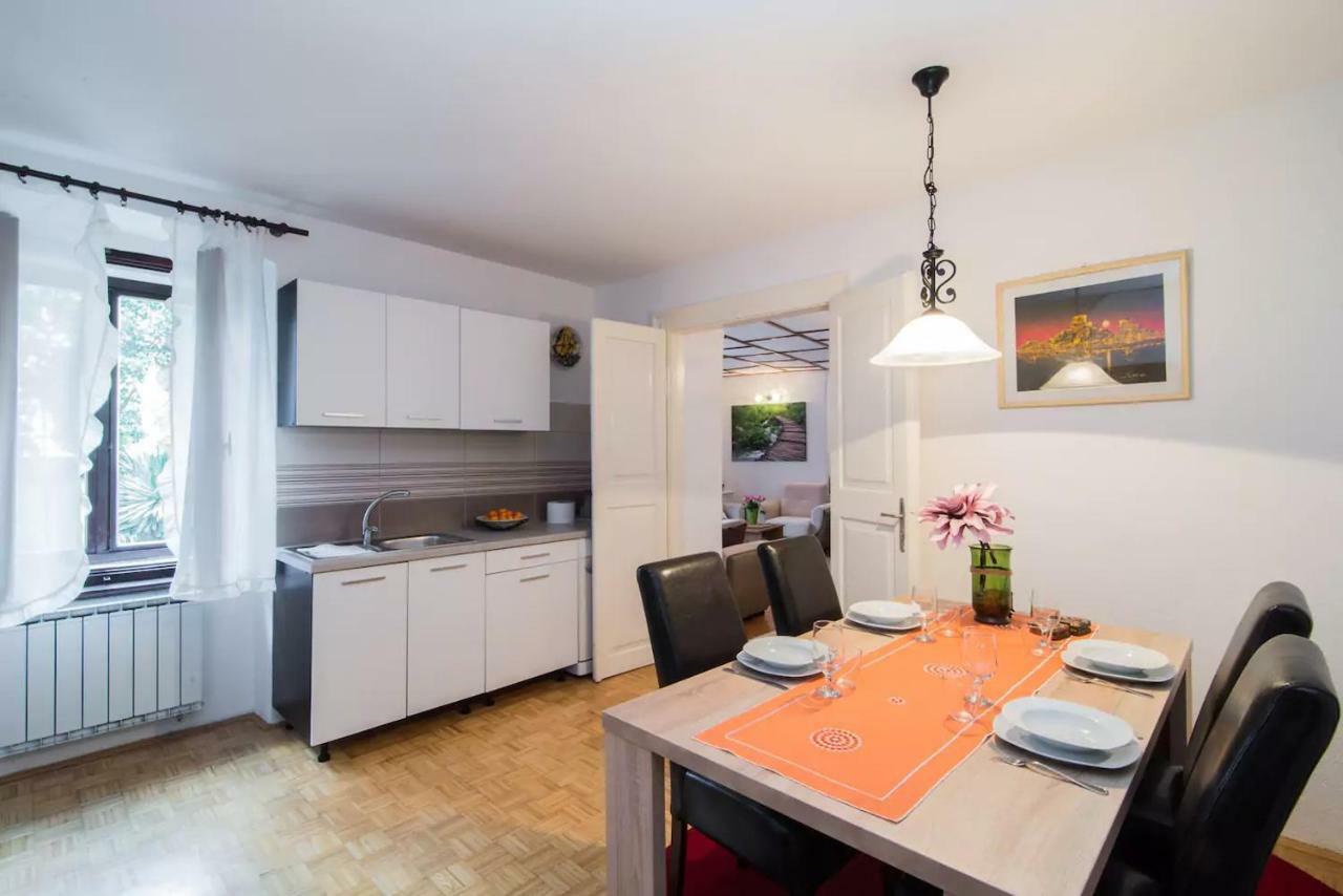 Charming Apartment Копер Экстерьер фото